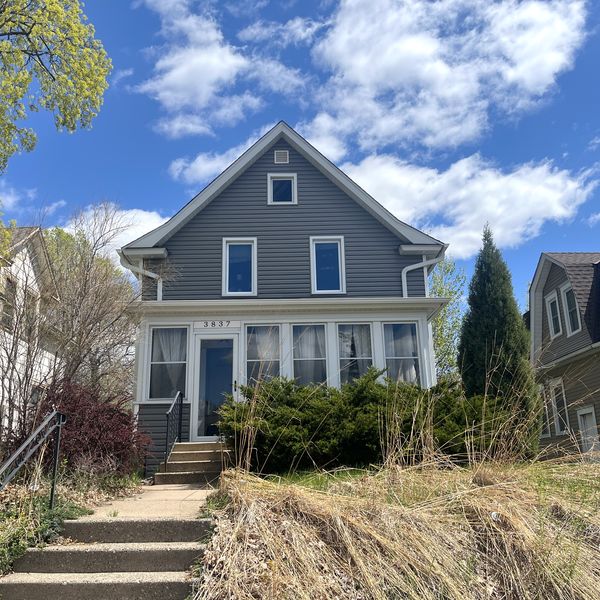 Aunt Olivia’s house, South Minneapolis. Photograph by E.C.Balázs